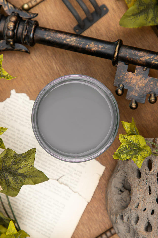 Dixie Belle Chalk Mineral Paint Hurricane Gray on Sale Chalk and Mirrors